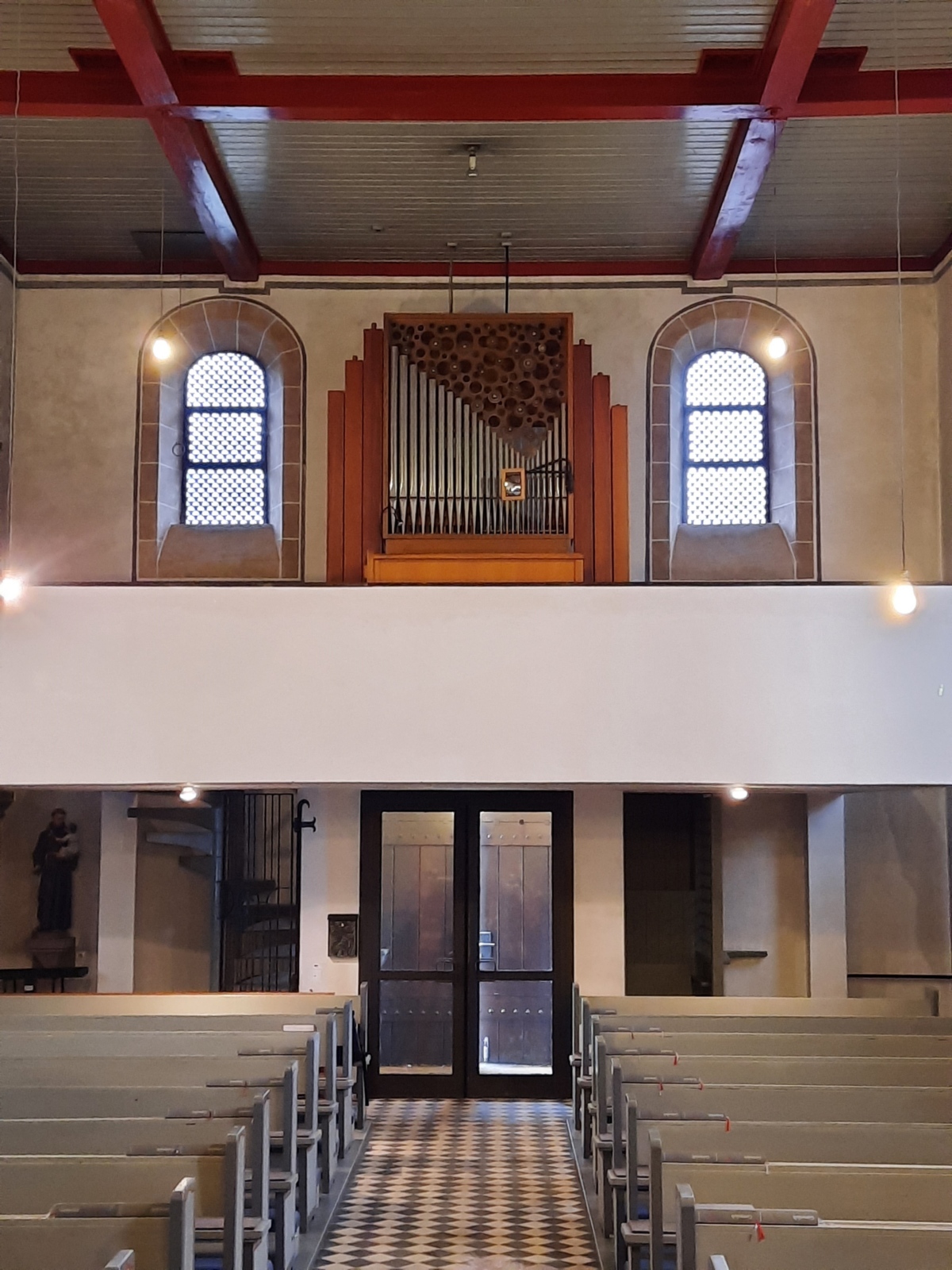 Orgel aus dem Kirchenschiff